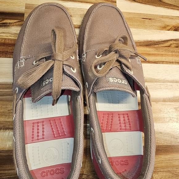 Crocs Mens Shoes Beach Line Boat Slip Ons Loafer Red & Beige - Picture 5 of 8